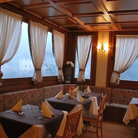 Отель Hotel Piuro