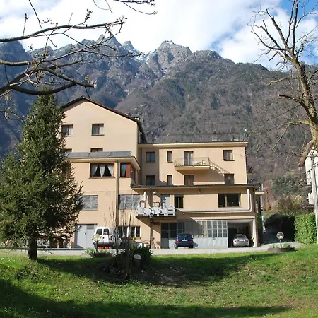 Ξενοδοχείο Piuro