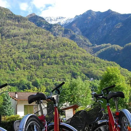 Ξενοδοχείο Piuro 3*