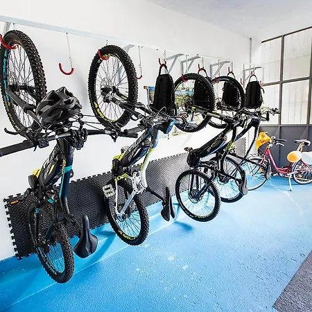 Ξενοδοχείο Piuro 3*